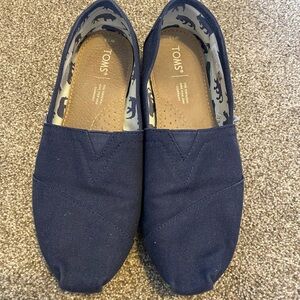 Women’s Toms Shoes